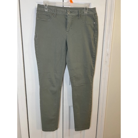 Maurices Spring Denim‎ Skinny Jeans in Sage Green size Medium Regular length - Picture 1 of 10